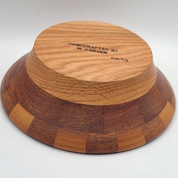 Handcrafted Segmented Wooden Bowl Maple Seed Motif Signed M Carver 8 1/4" Diam - Picture 5 of 11